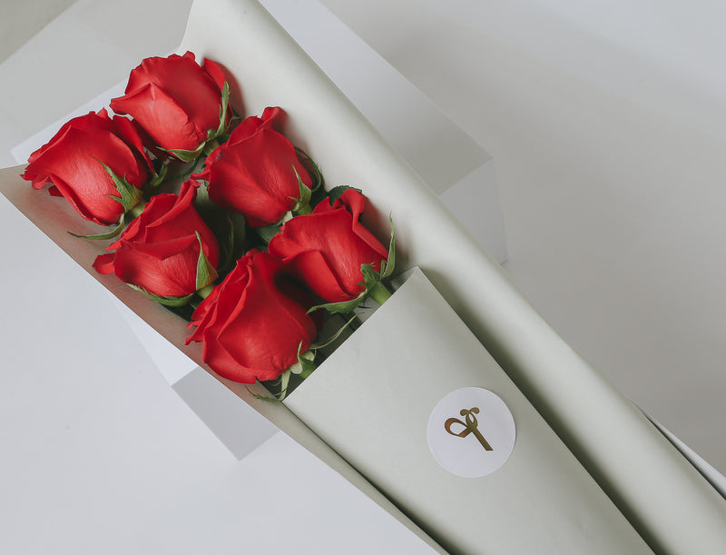 Signature Red Roses Gift Box - 6 / 12 / 24 stems